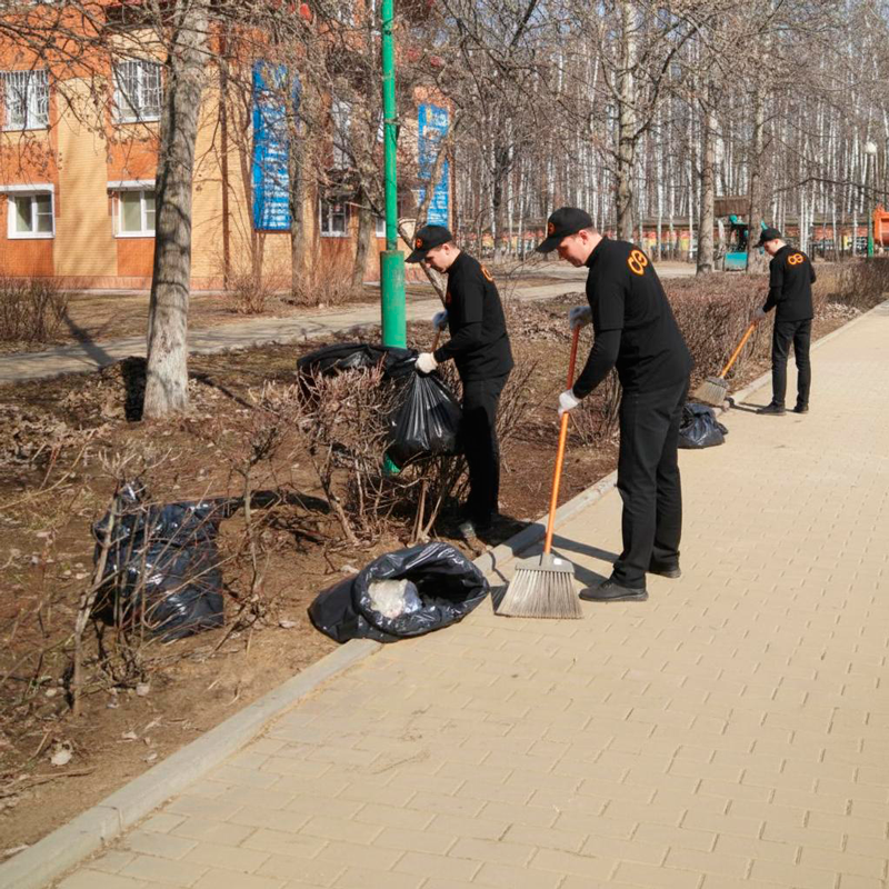 Уборка территории  в Чите